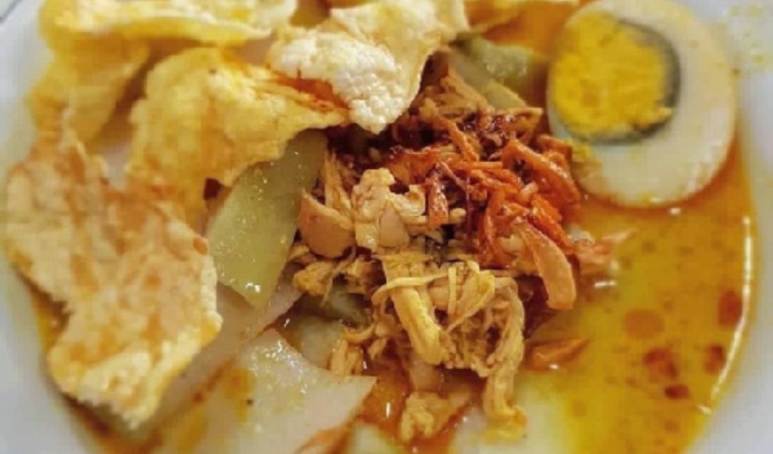 Detail Gambar Lontong Kari Ayam Nomer 55