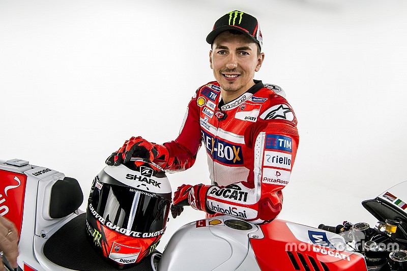 Detail Gambar Lorenzo Moto Gp Nomer 7