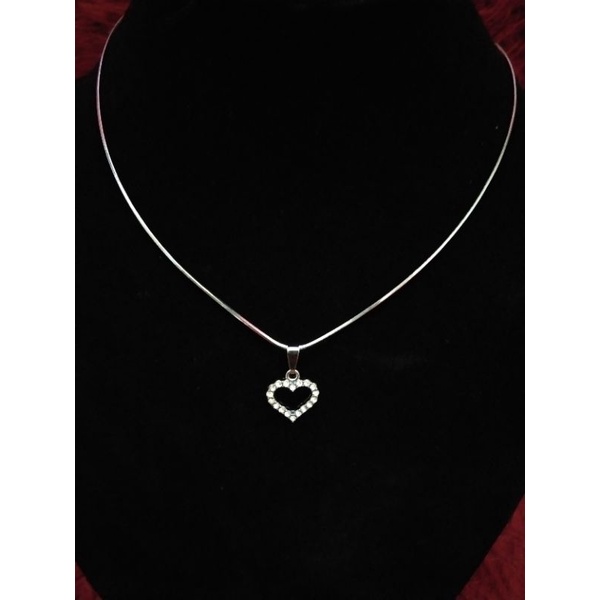 Detail Gambar Love Romantis Kalung Couple Love Warna Hitam Polos Nomer 26