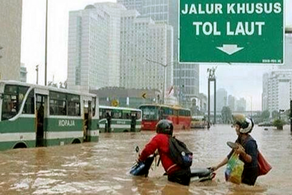 Gambar Lucu Banjir Di Jakarta - KibrisPDR