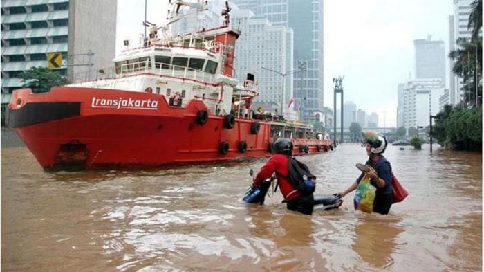 Detail Gambar Lucu Banjir Di Jakarta Nomer 37