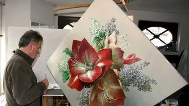 Detail Gambar Lukisan Bunga Amarilis Nomer 45