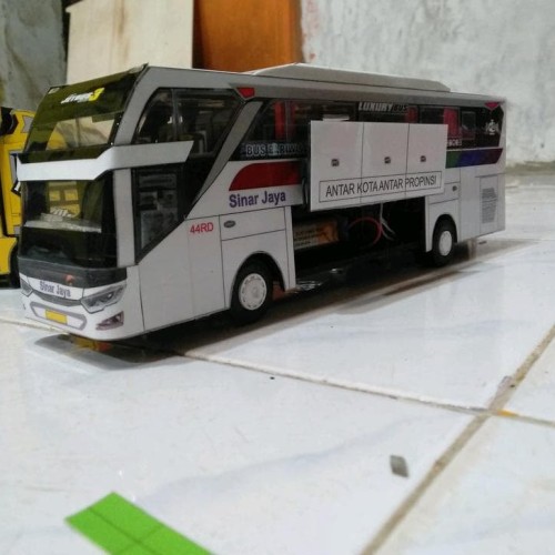 Detail Gambar Lukisan Bus Subur Jaya Nomer 26