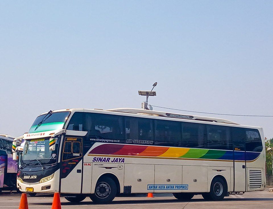 Detail Gambar Lukisan Bus Subur Jaya Nomer 34