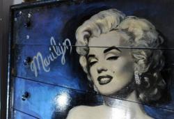 Detail Gambar Lukisan Marilyn Monroe Nomer 39