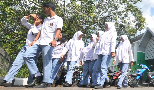 Detail Gambar Lulus Sma Dan Kuliah Nomer 51