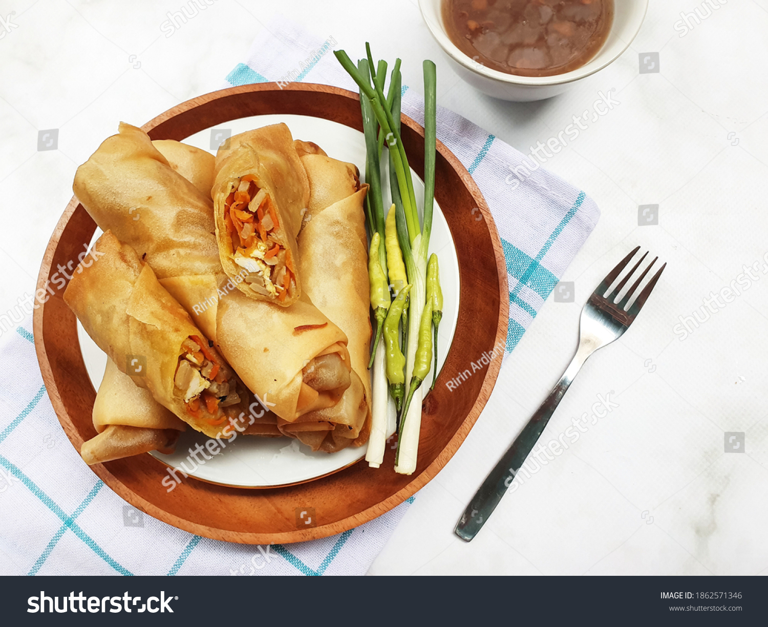 Detail Gambar Lumpia Rebung Nomer 45