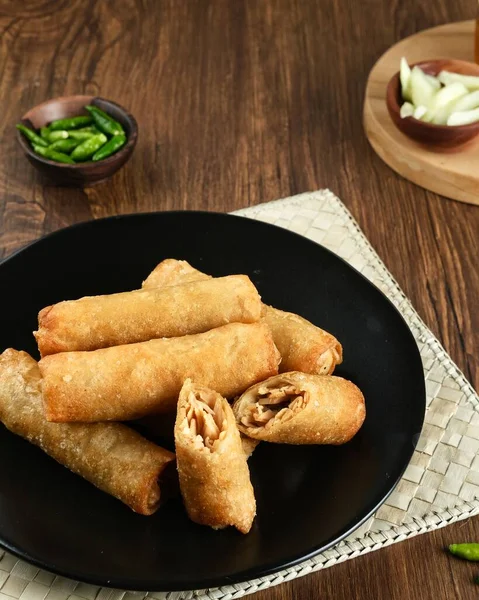 Detail Gambar Lumpia Semarang Nomer 31