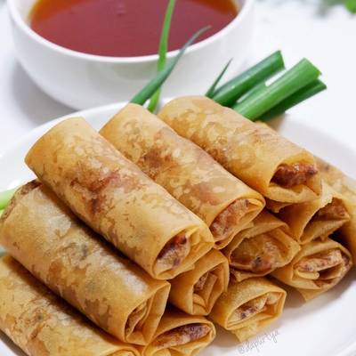 Detail Gambar Lumpia Semarang Nomer 4