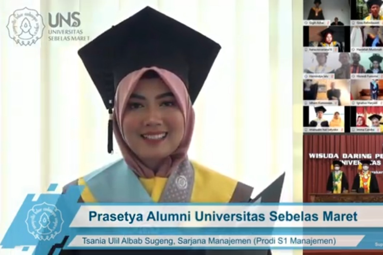 Detail Gambar Mahasiswa Wisuda Nomer 19