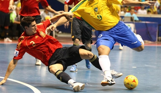 Detail Gambar Main Futsal Nomer 47