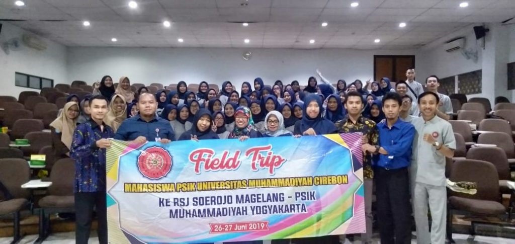 Detail Contoh Spanduk Field Trip Nomer 22