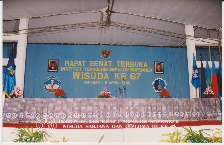 Detail Contoh Spanduk Wisuda Sarjana Nomer 37