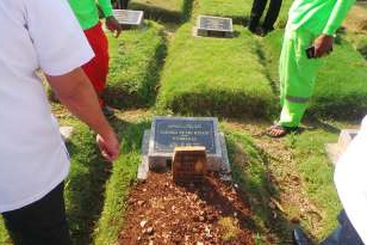 Detail Gambar Makam Baru Nomer 41