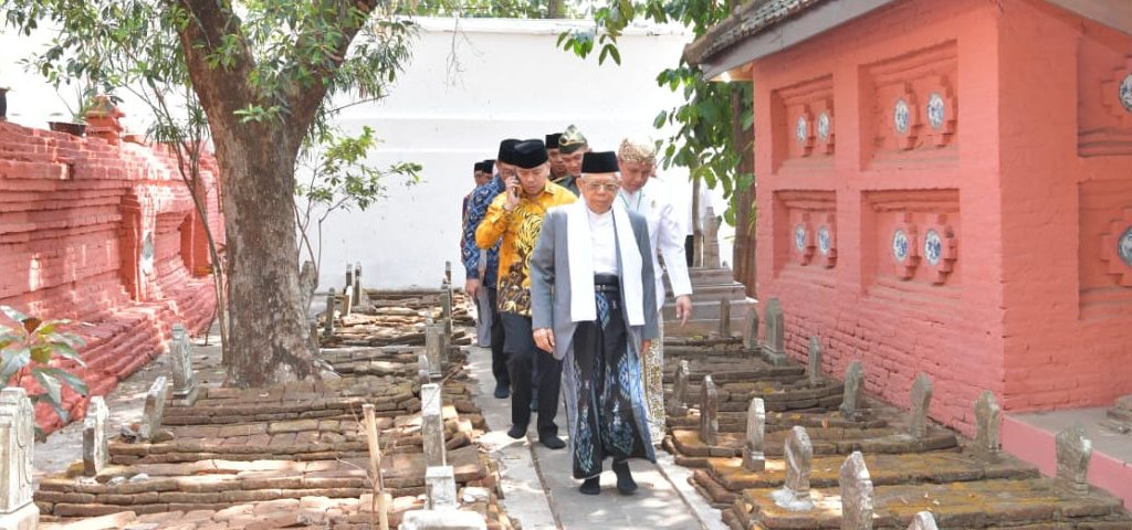 Detail Gambar Makam Sunan Gunung Jati Nomer 7