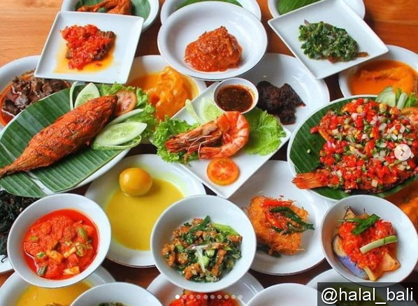 Detail Gambar Makan Makanan Halal Nomer 9