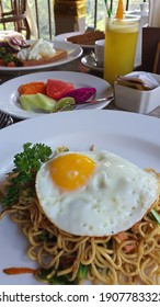 Detail Gambar Makan Pagi Nomer 23