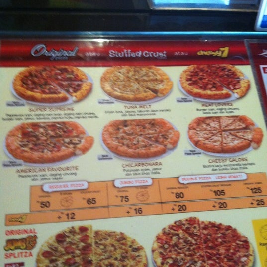 Detail Gambar Makan Pizza Hut Nomer 34