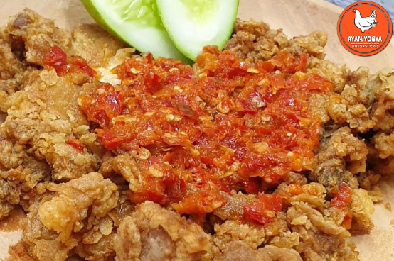 Detail Gambar Makanan Ayam Geprek Nomer 29