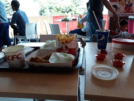 Detail Gambar Makanan Di Kfc Nomer 3