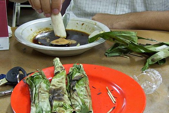 Detail Gambar Makanan Otak Otak Nomer 21