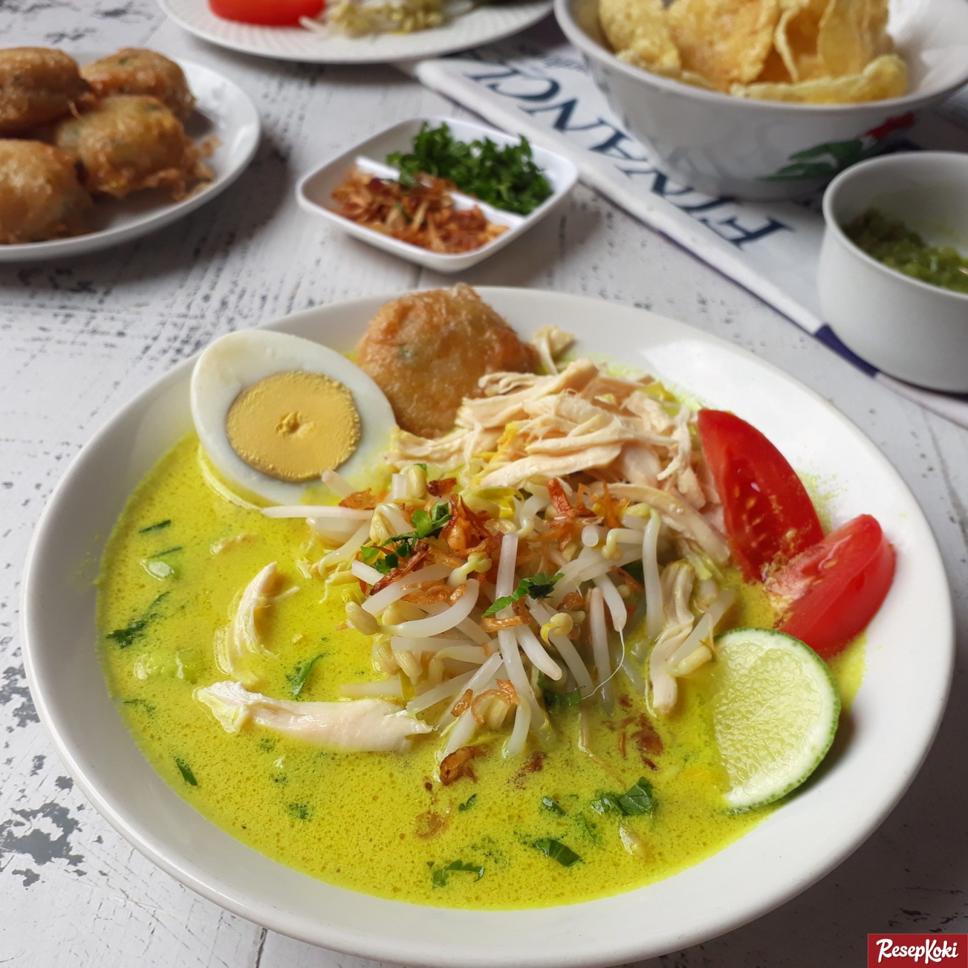 Detail Gambar Makanan Soto Nomer 19