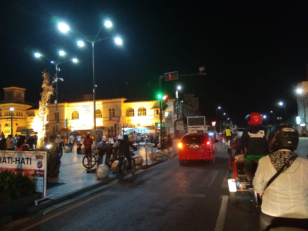 Detail Gambar Malioboro Malam Hari Nomer 11