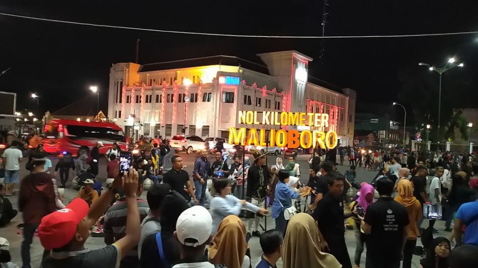 Detail Gambar Malioboro Malam Hari Nomer 12