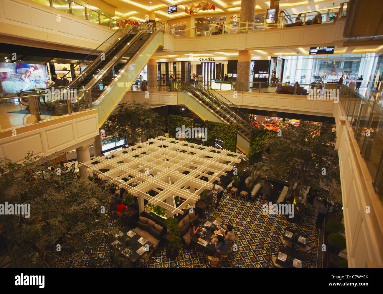 Detail Gambar Mall Grand Indonesia Nomer 3