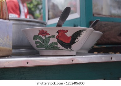 Detail Gambar Mangkok Ayam Jago Nomer 14