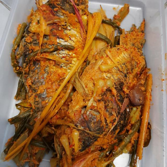 Detail Gambar Masakan Ikan Arsik Medan Nomer 43