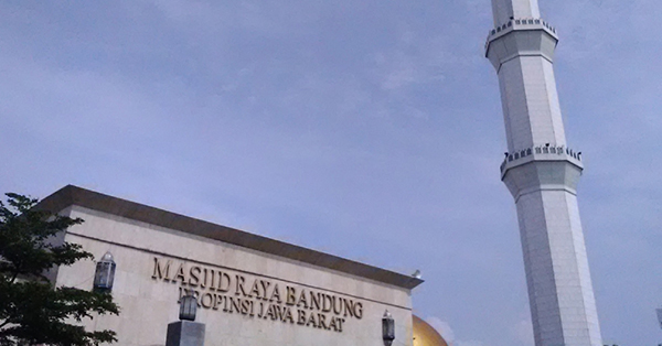 Detail Gambar Masjid Agung Bandung Nomer 29