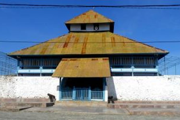 Detail Gambar Masjid Agung Keraton Nomer 3