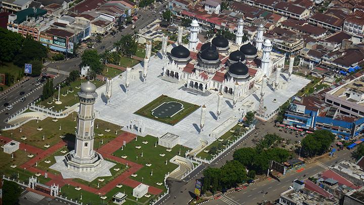 Detail Gambar Masjid Baiturrahman Aceh Nomer 17