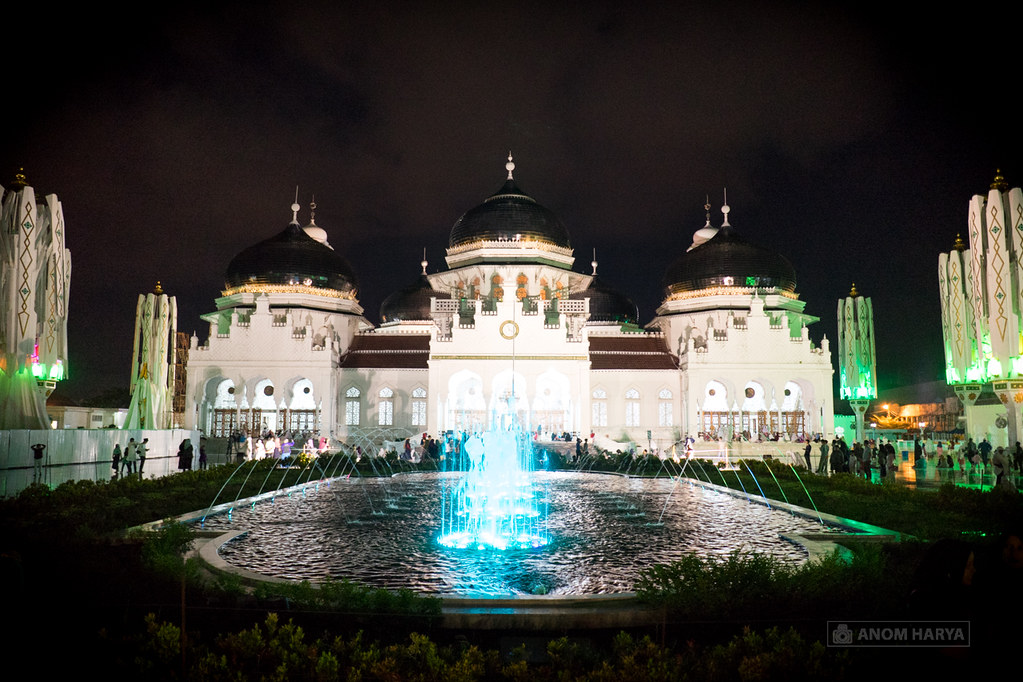 Detail Gambar Masjid Baiturrahman Aceh Nomer 31