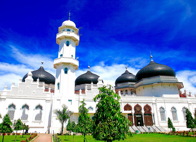 Detail Gambar Masjid Baiturrahman Aceh Nomer 45