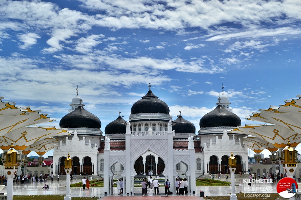 Detail Gambar Masjid Baiturrahman Aceh Nomer 47