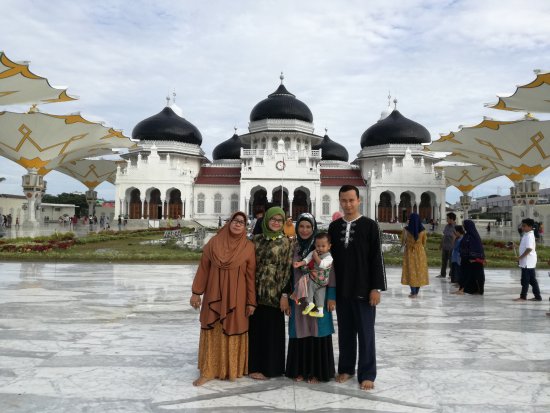 Detail Gambar Masjid Baiturrahman Banda Aceh Nomer 2