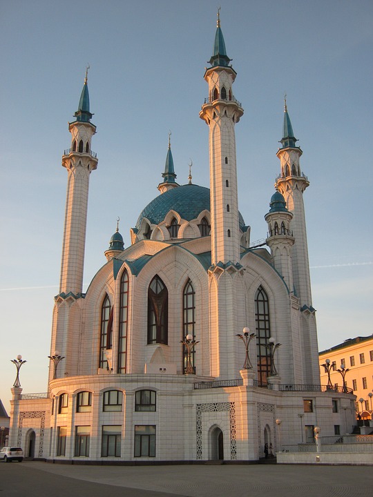 Detail Gambar Masjid Dan Gereja Nomer 7