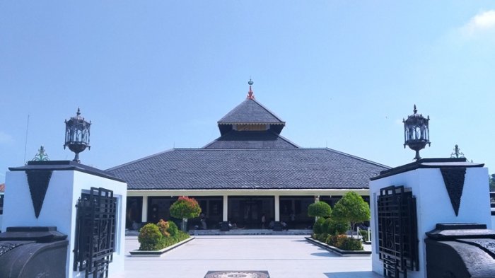 Detail Gambar Masjid Demak Jawa Tengah Nomer 45