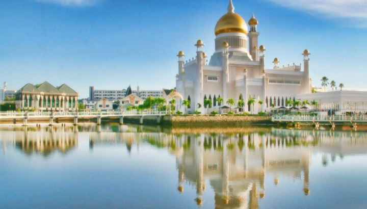 Detail Gambar Masjid Di Brunei Darussalam Nomer 31