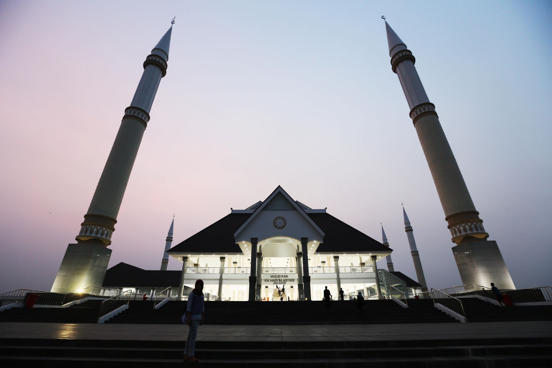 Detail Gambar Masjid Di Jakarta Nomer 31