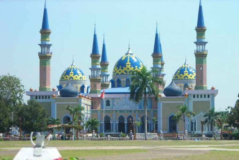 Detail Gambar Masjid Di Jawa Nomer 50