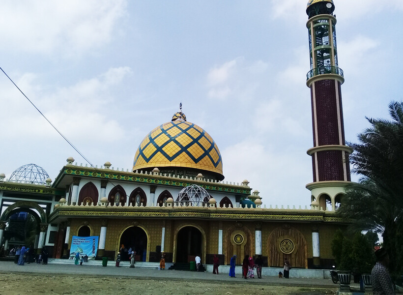 Detail Gambar Masjid Di Madura Nomer 18
