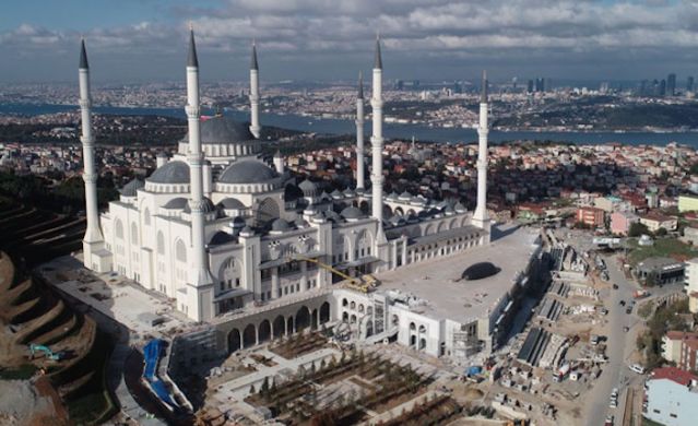 Detail Gambar Masjid Di Turki Nomer 40