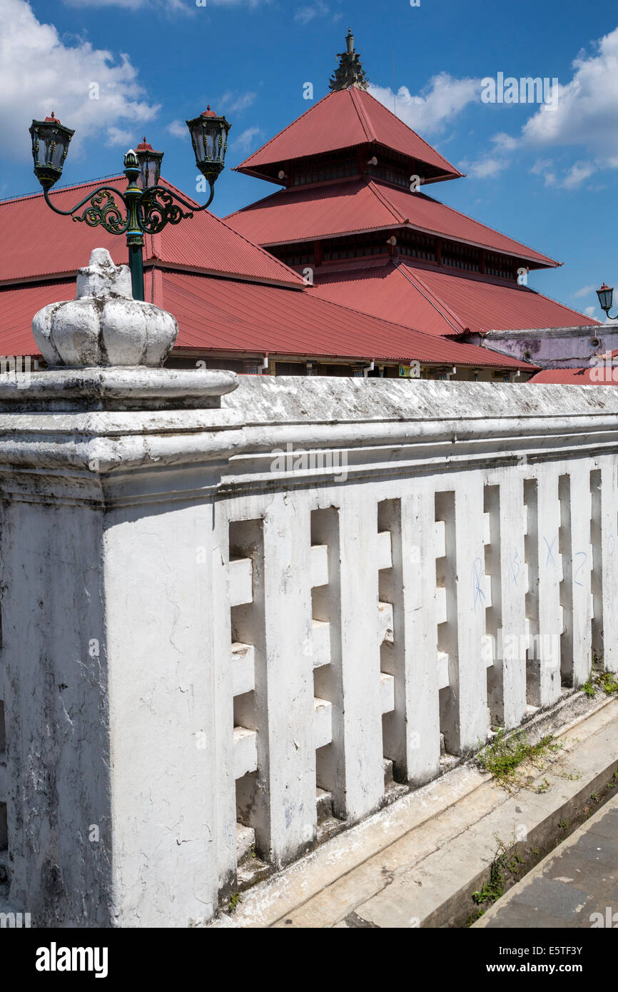 Detail Gambar Masjid Gedhe Kauman Nomer 40