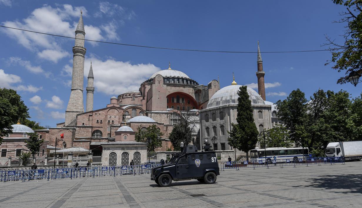 Detail Gambar Masjid Hagia Sophia Nomer 46