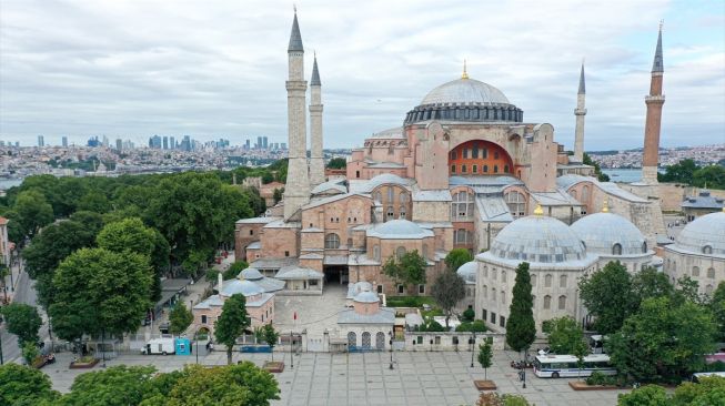 Detail Gambar Masjid Hagia Sophia Nomer 53