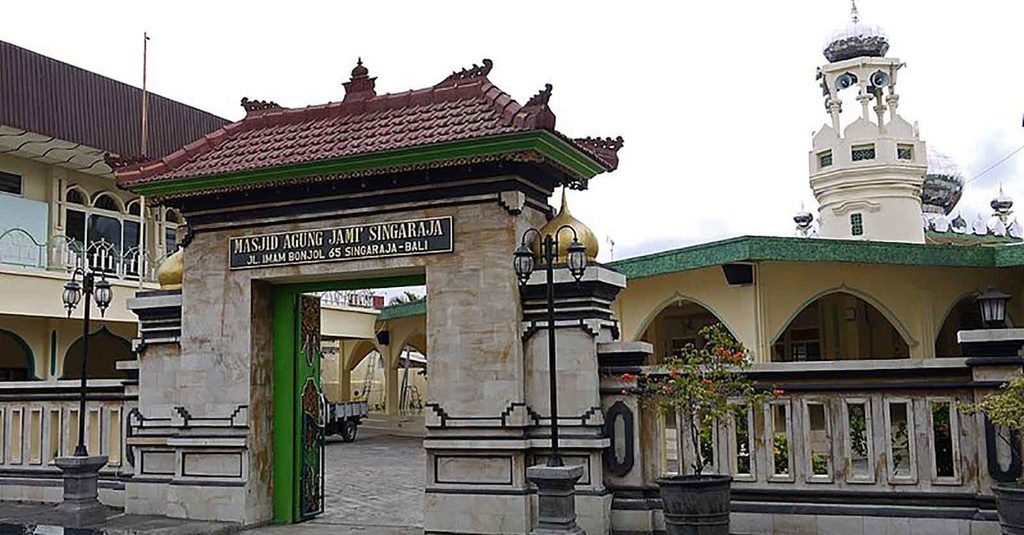 Gambar Masjid Keramat Singaraja - KibrisPDR