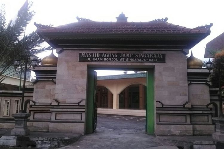 Detail Gambar Masjid Keramat Singaraja Nomer 4